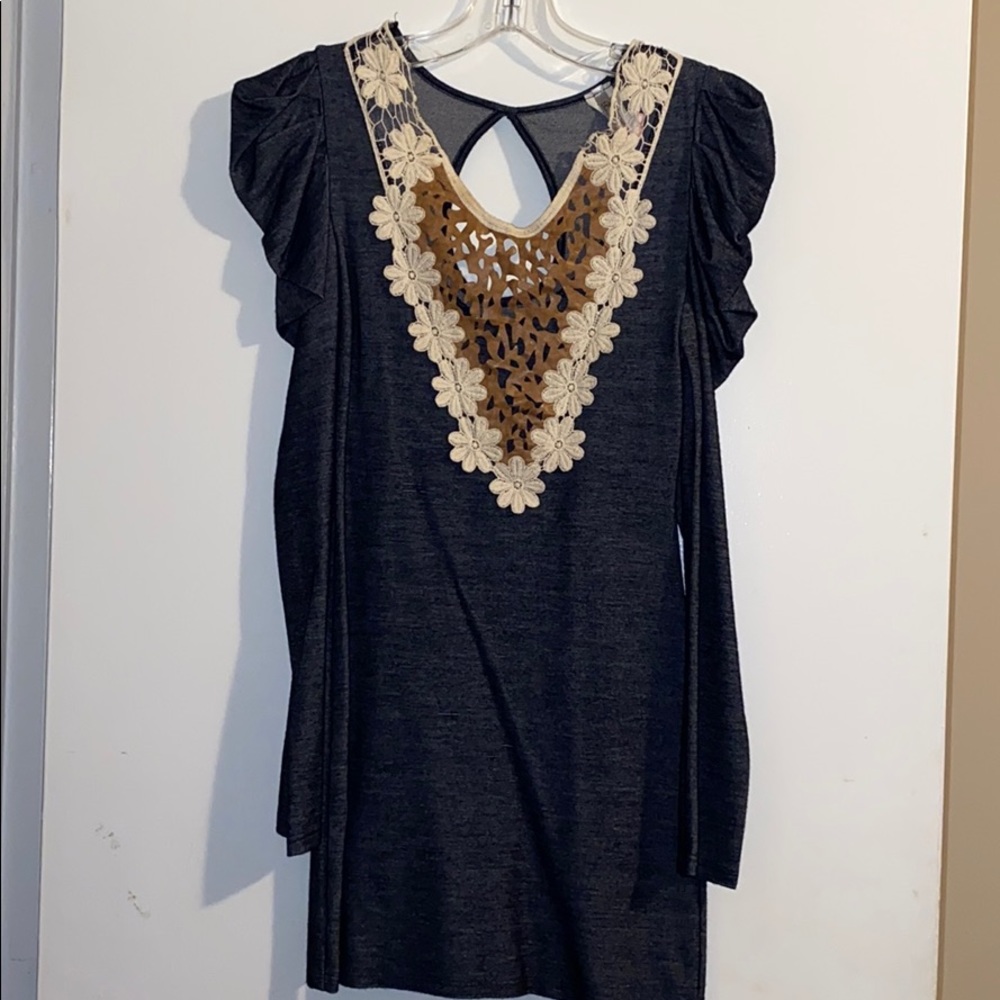 Denim long sleeve dress w/ brown Embroidery